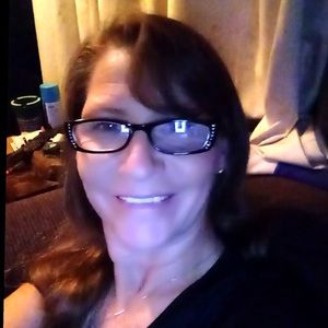 Meet your Posher, Georgia